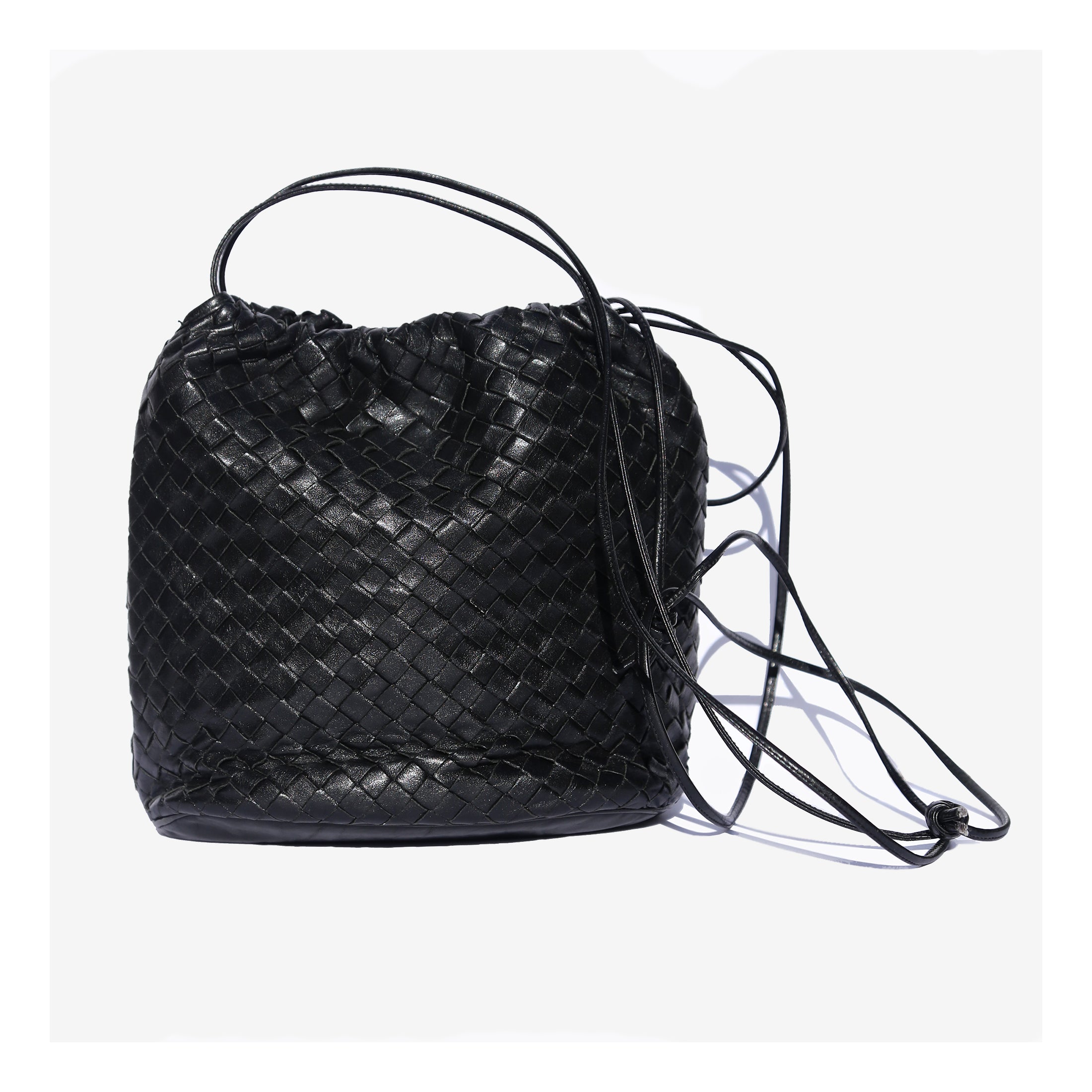 Vintage black leather woven intrecciato bucket bag