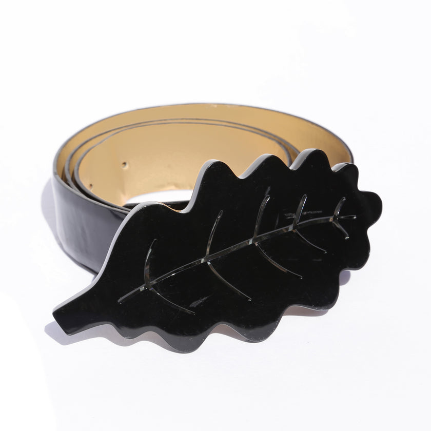 Ines de la fressange black patent leather & perspex leaf buckle belt